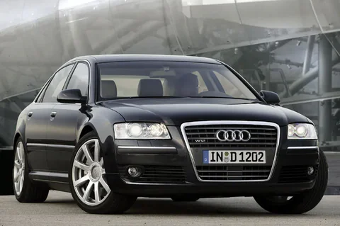 Audi A8 6.0 quattro Pro Line 2005 view 2