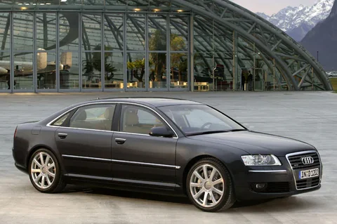 Audi A8 6.0 quattro Pro Line 2005 view 3