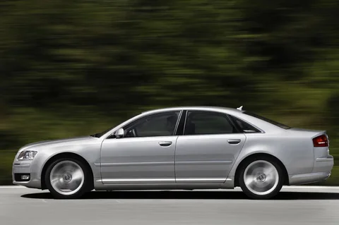 Audi A8 3.2 FSI 2007 view 9