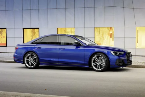 Audi A8 S8 2022 view 11