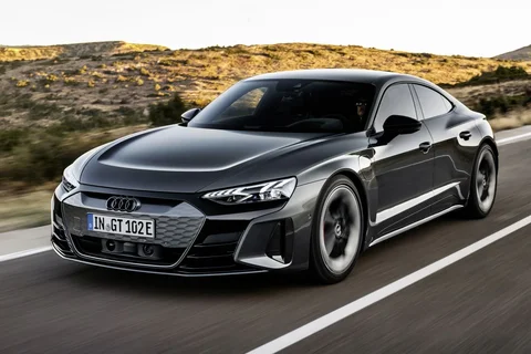 Audi e-tron GT RS e-tron GT 2021 view 3
