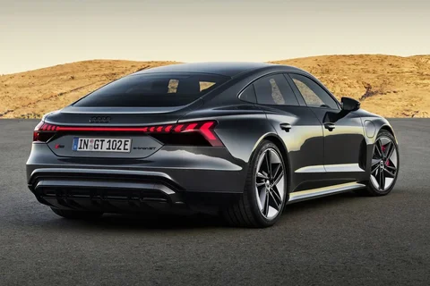 Audi e-tron GT RS e-tron GT 2021 view 8