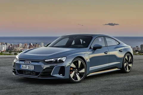 Audi e-tron GT RS e-tron GT 2021 view 10