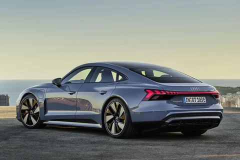 Audi e-tron GT RS e-tron GT 2021 view 11