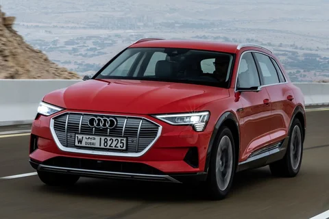 Audi e-tron 55 quattro Advanced edition 2020 view 4