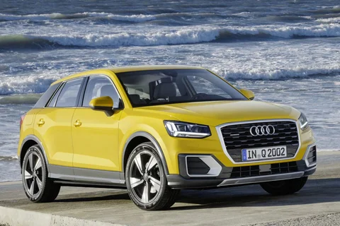 Audi Q2 30 TDI epic 2019 view 7