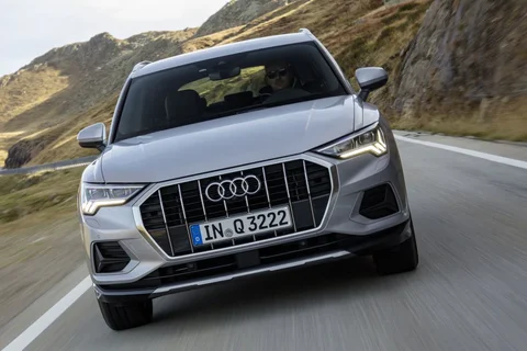 Audi Q3 40 TDI quattro Pro Line 2019 view 9
