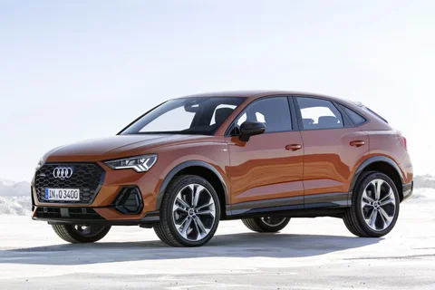 Audi Q3 Sportback 45 TFSI e Advanced edition 2021 view 4