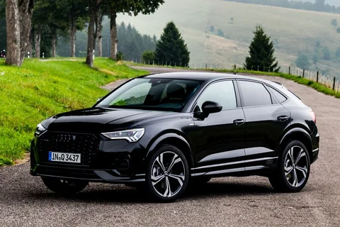 Audi Q3 Sportback 45 TFSI e Advanced edition 2021 view 12