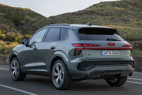 Audi Q3 e-hybrid Advanced edition 2025 view 10