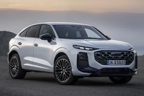 Audi Q3 Sportback e-hybrid Advanced edition 2025 view 2