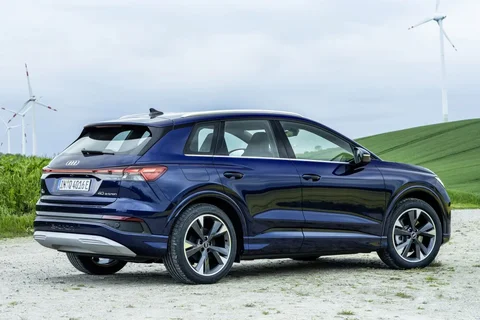 Audi Q4 e-tron 35 Edition 2021 view 2