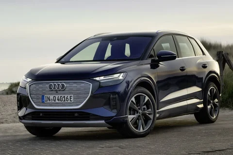 Audi Q4 e-tron 35 Edition 2021 view 4