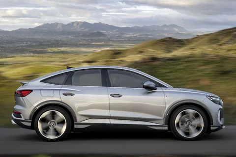 Audi Q4 e-tron Q4 Sportback e-tron 35 Edition Advanced Plus 2021 view 2
