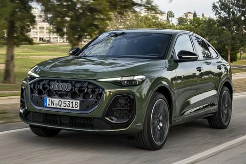 Audi Q5 Sportback e-hybrid 220kW Advanced edition 2025 view 3