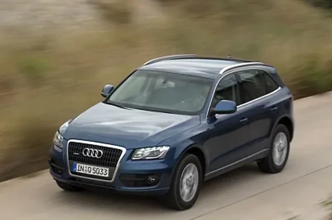 Audi Q5 3.2 FSI quattro 2009 view 10