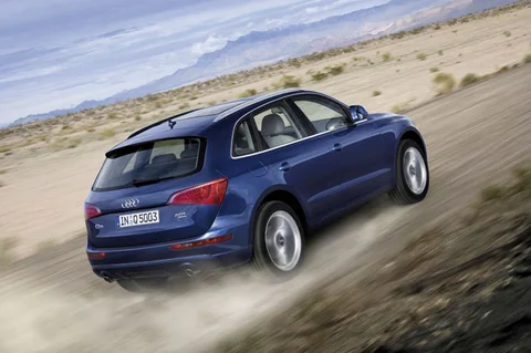 Audi Q5 3.2 FSI quattro 2009 view 11