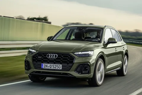 Audi Q5 55 TFSI e quattro S edition 2021 view 9