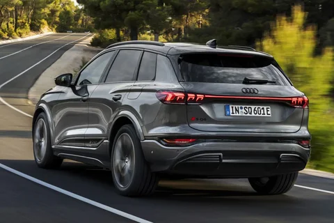 Audi Q6 e-tron performance S edition 2024 view 6
