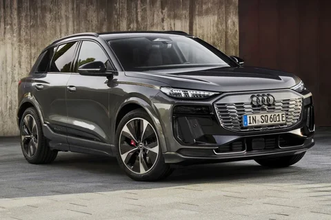 Audi Q6 e-tron performance S edition 2024 view 10
