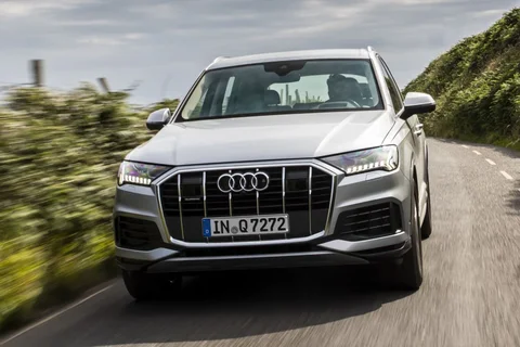 Audi Q7 55 TFSI e quattro Pro Line 2020 view 2