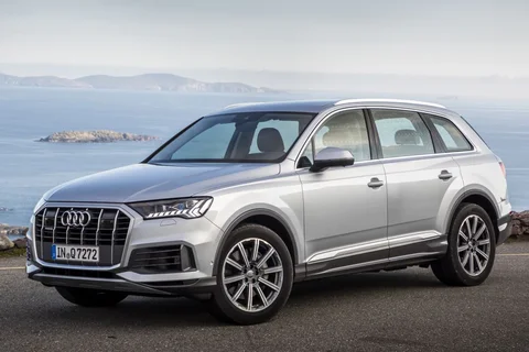 Audi Q7 55 TFSI e quattro Pro Line 2020 view 10