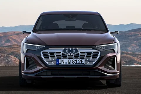 Audi Q8 e-tron Sportback 55 quattro Advanced edition Plus 2023 view 7