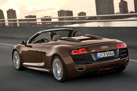 Audi R8 Spyder 4.2 FSI quattro 2011 view 3