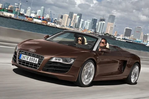 Audi R8 Spyder 4.2 FSI quattro 2011 view 6