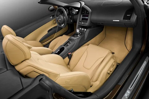 Audi R8 Spyder 4.2 FSI quattro 2011 view 11