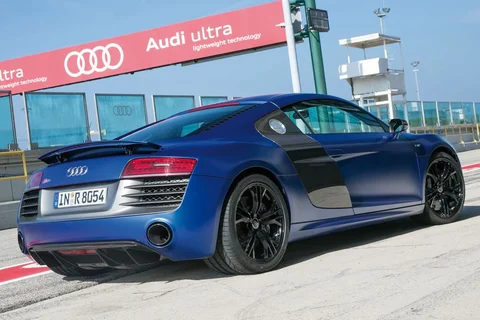 Audi R8 5.2 FSI Plus quattro 2012 view 8