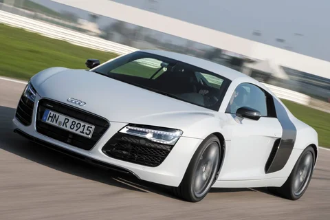 Audi R8 5.2 FSI Plus quattro 2012 view 10