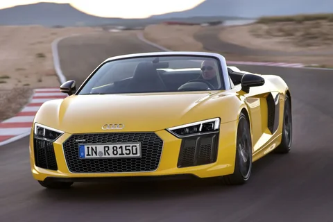 Audi R8 2016 front view