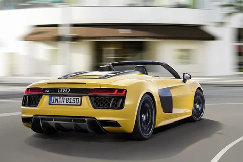 Audi R8 Spyder V10 Performance quattro 2019 view 2