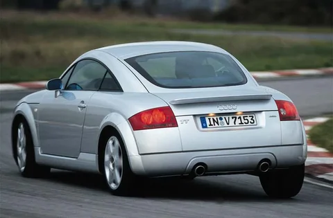 Audi TT Coupé 3.2 quattro 2004 view 5