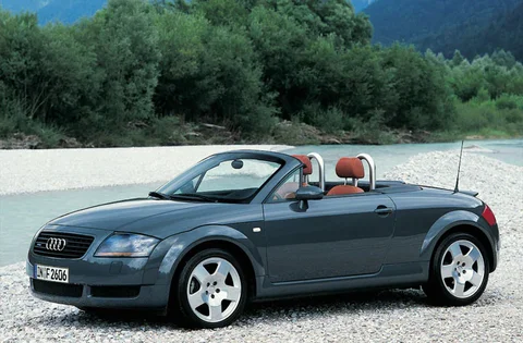 Audi TT Roadster 3.2 quattro 2003 view 4