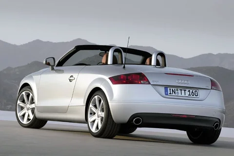 Audi TT Roadster 3.2 quattro 2007 view 2