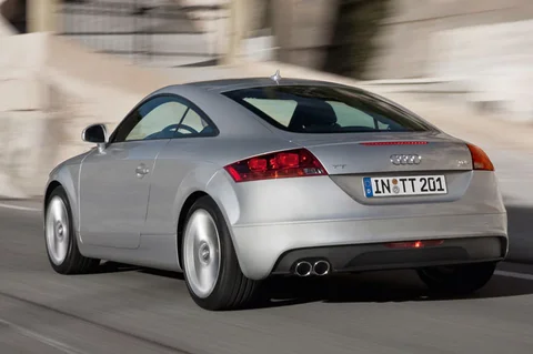 Audi TT Coupé 2.0 TFSI 2010 view 5