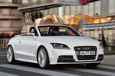 Audi TT Roadster 2.0 TFSI 2010 view 1