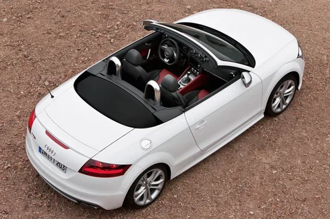 Audi TT Roadster 2.0 TFSI 2010 view 4