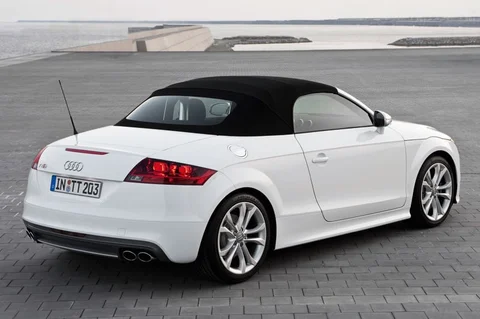 Audi TT Roadster 2.0 TFSI 2010 view 7