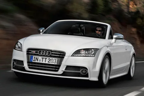 Audi TT Roadster 2.0 TFSI 2010 view 12