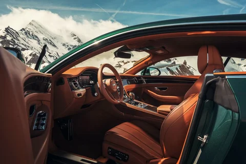 Bentley Continental GT 4.0 V8 2020 view 12