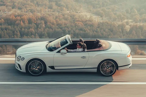 Bentley Continental GTC 4.0 V8 2020 view 11