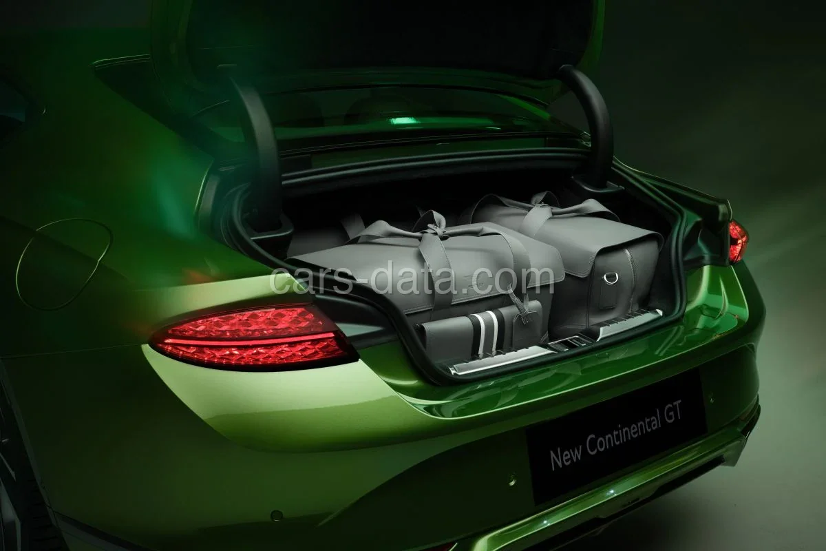 Bentley Continental GT 2026 front view