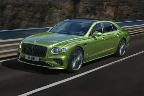 Bentley Flying Spur 4.0 V8 PHEV 2026 view 3
