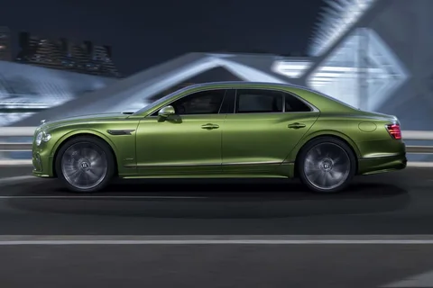 Bentley Flying Spur 4.0 V8 PHEV 2026 view 4