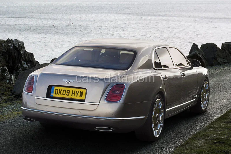 Bentley Mulsanne 6.8 2010 front view