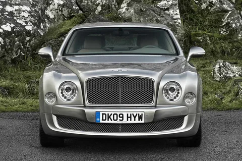 Bentley Mulsanne 6.8 2010 view 3