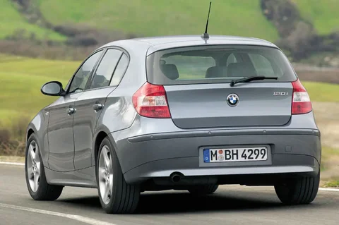 BMW Série 1 118d Executive 2004 view 2